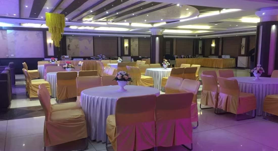 Hotel Paras - Image 2