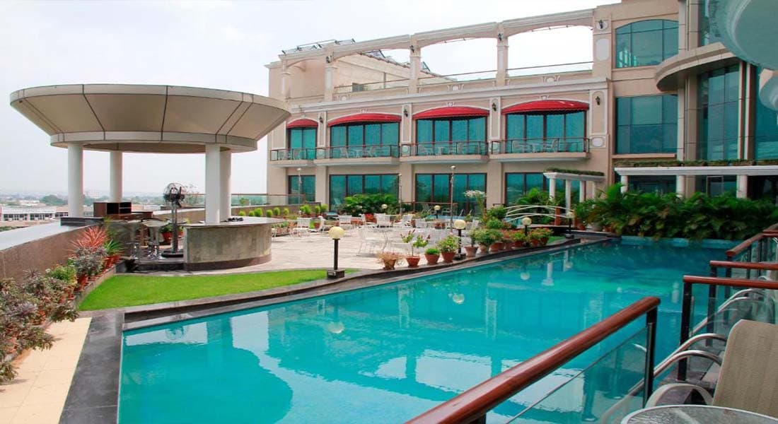 venue-img