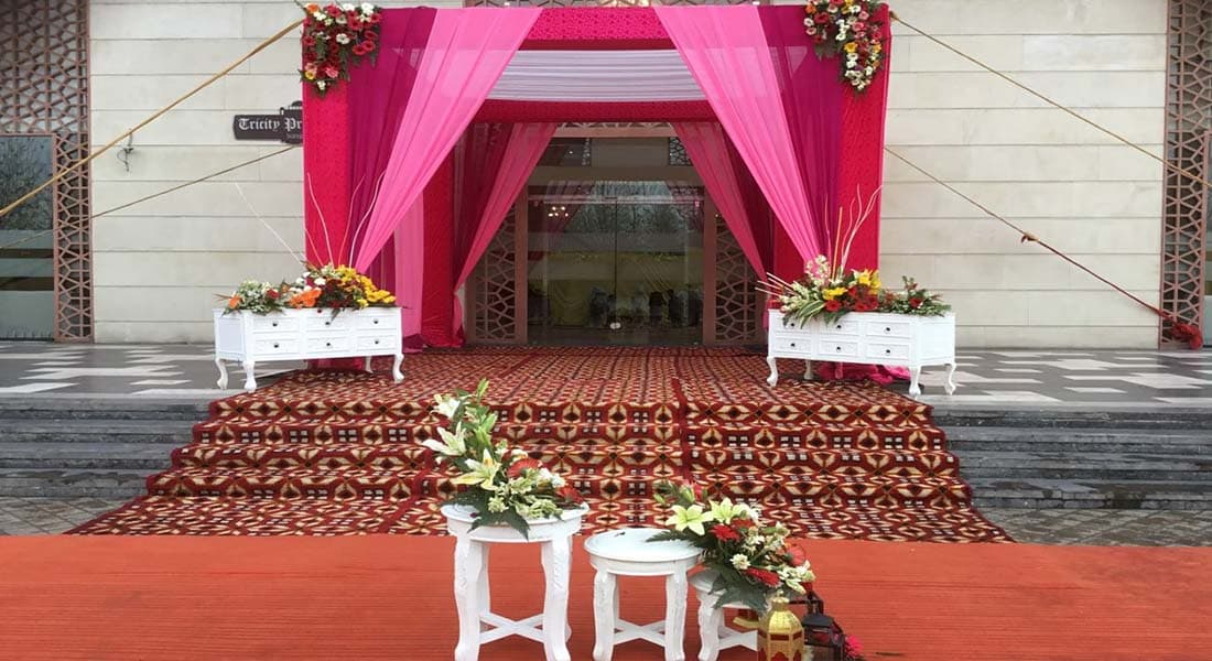 venue-img