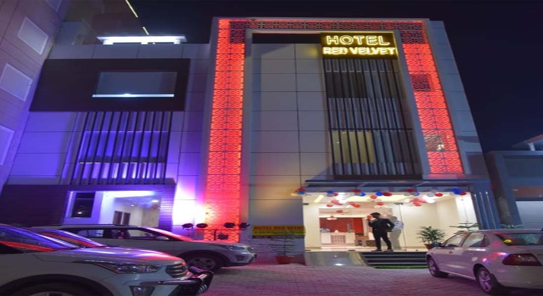 Hotel Red Velvet - Image 1