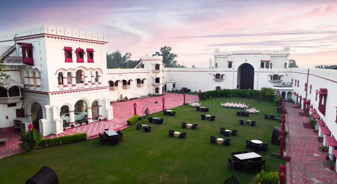 venue-img