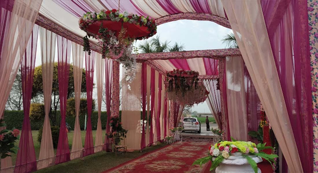 venue-img