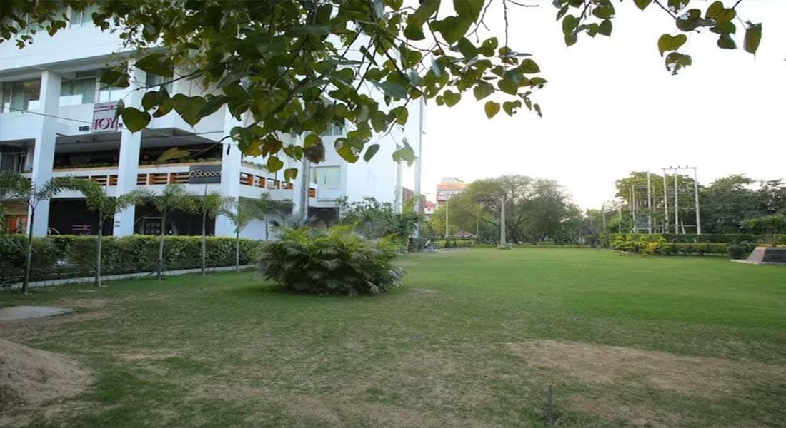 venue-img