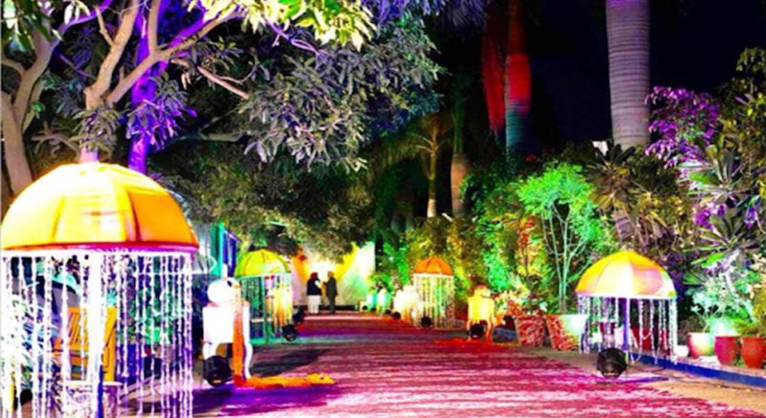 venue-img