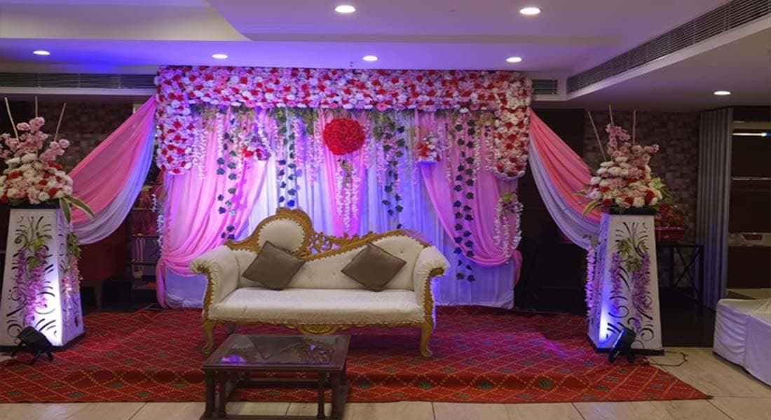 venue-img