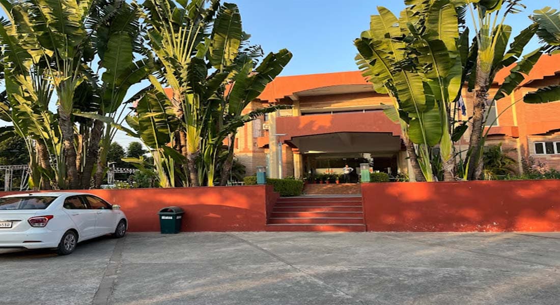 venue-img