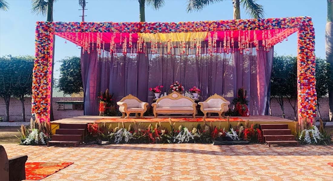 venue-img