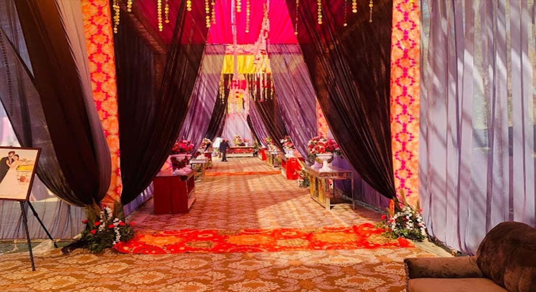 venue-img