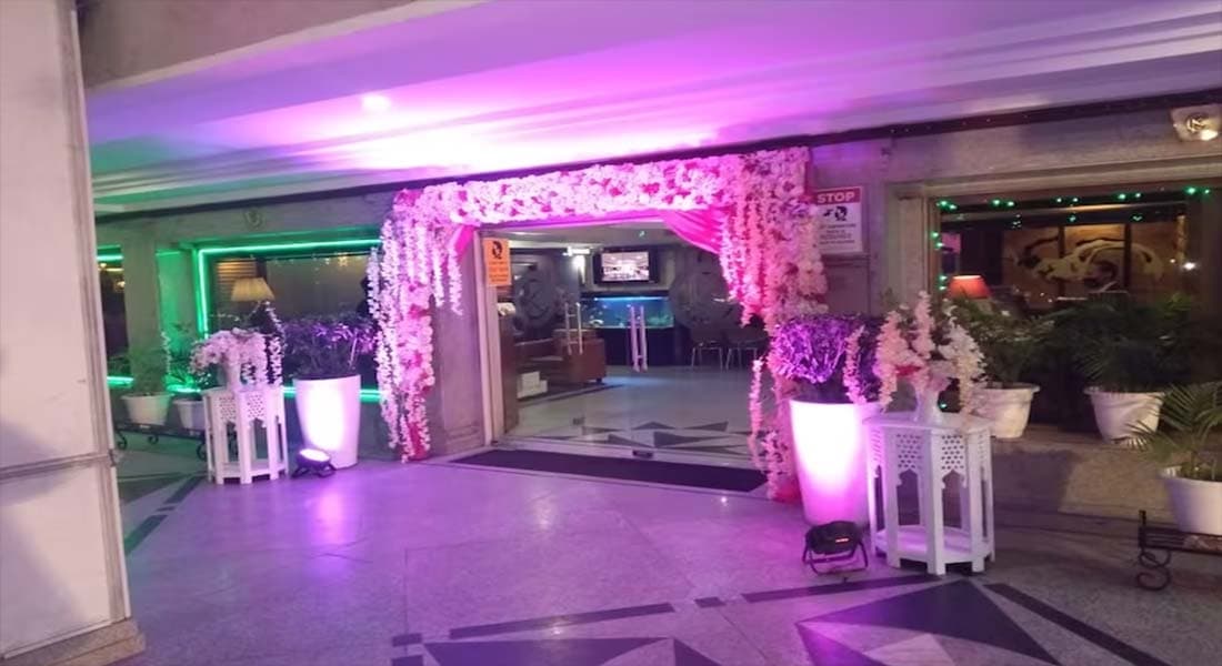 venue-img