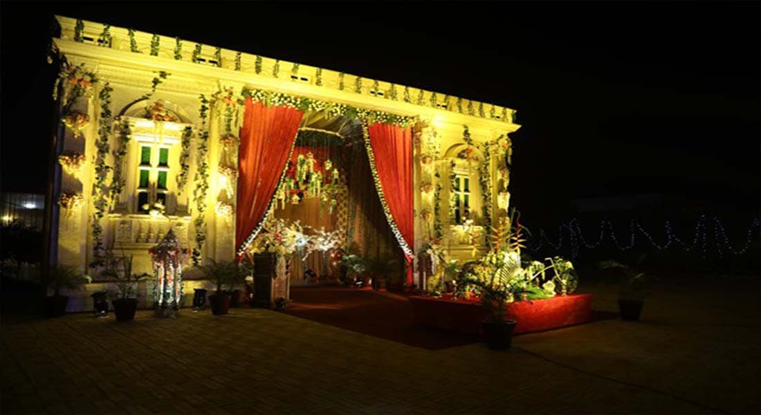 venue-img