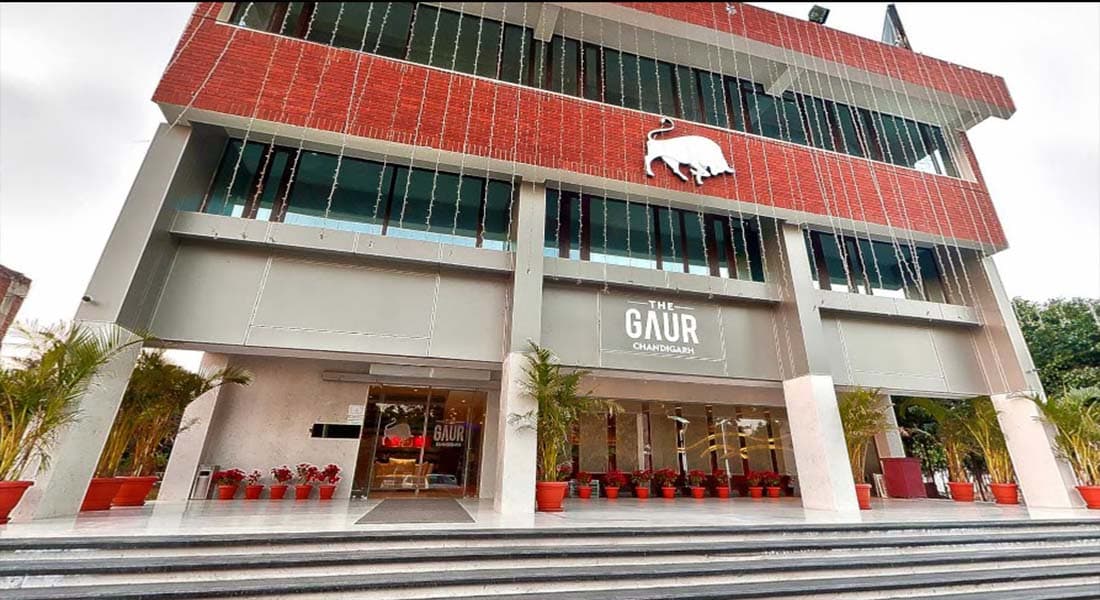 venue-img